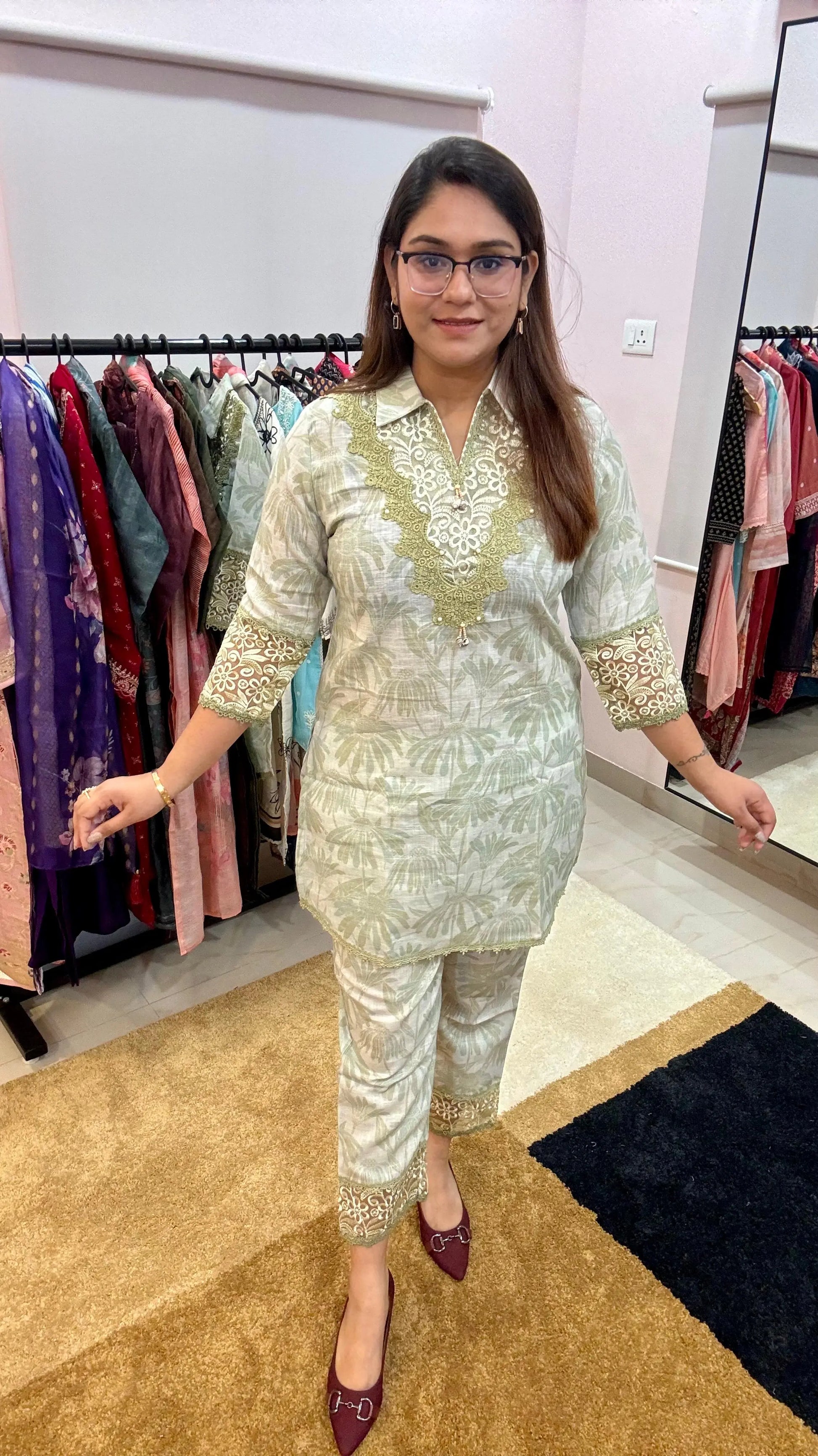 Women Pure Linen Printed Readymade Suit Set