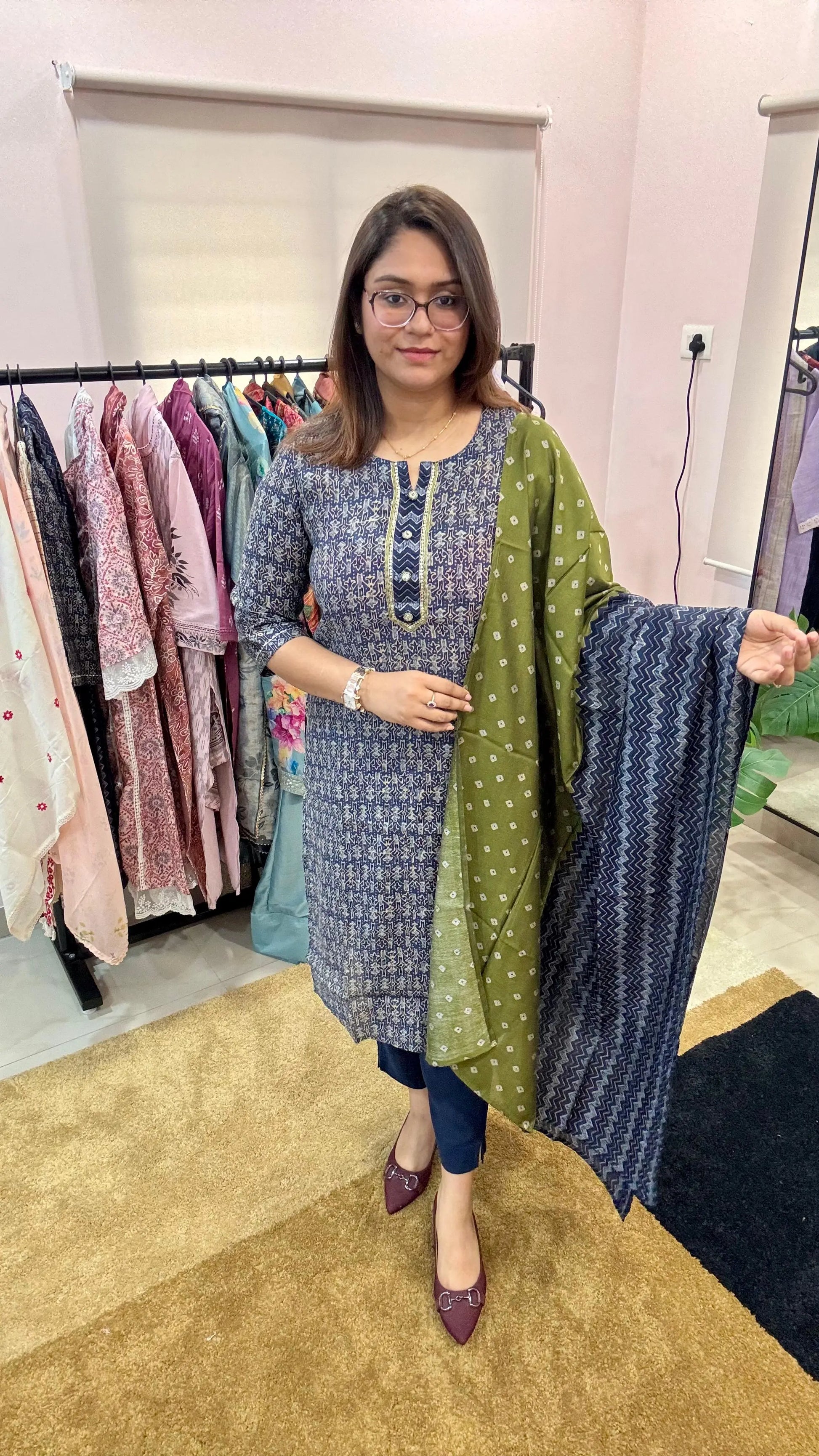 Women Pure Muslin Tribal Print Readymade Suit Set Reyshaa