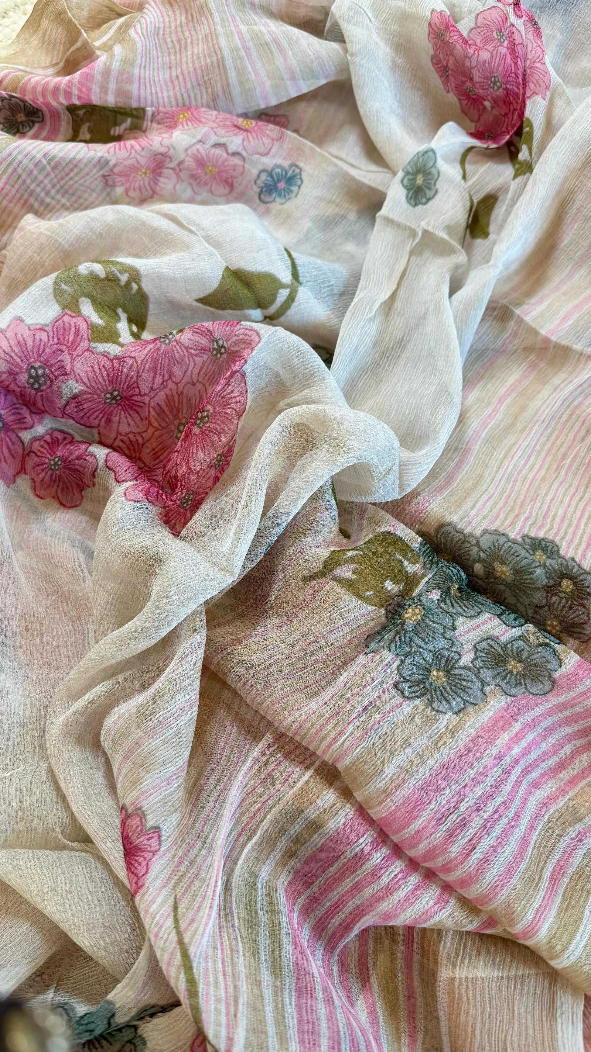 Women Camric Cotton Digital Print Suit Dress Material Reyshaa