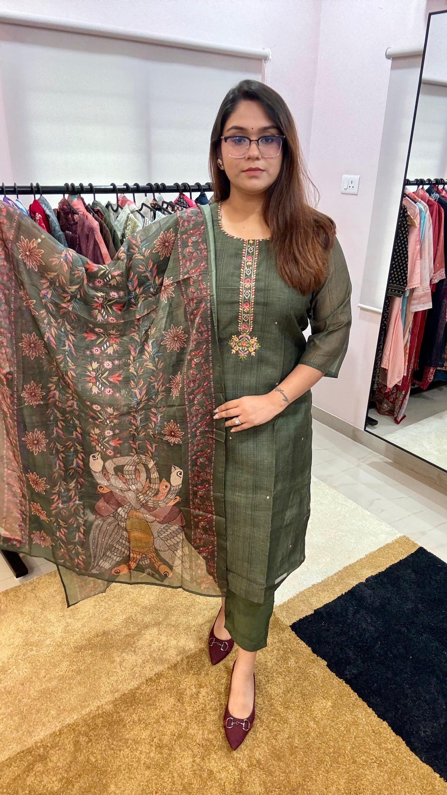 Women Maheshwari Crepe Lining Readymade Suit Set