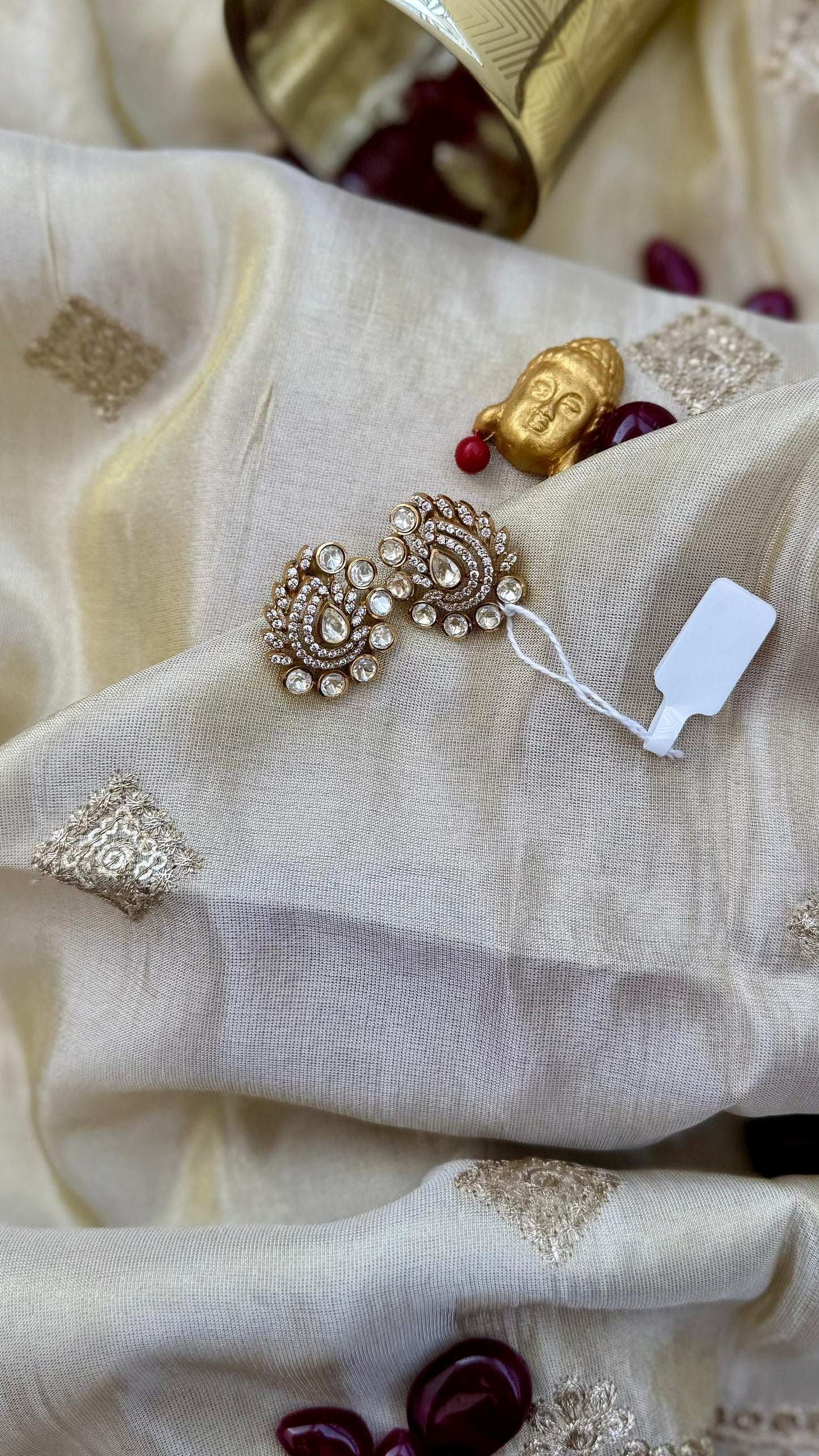 Handcrafted Kundan Polki Studs | Bridal & Festive Earrings Reyshaa