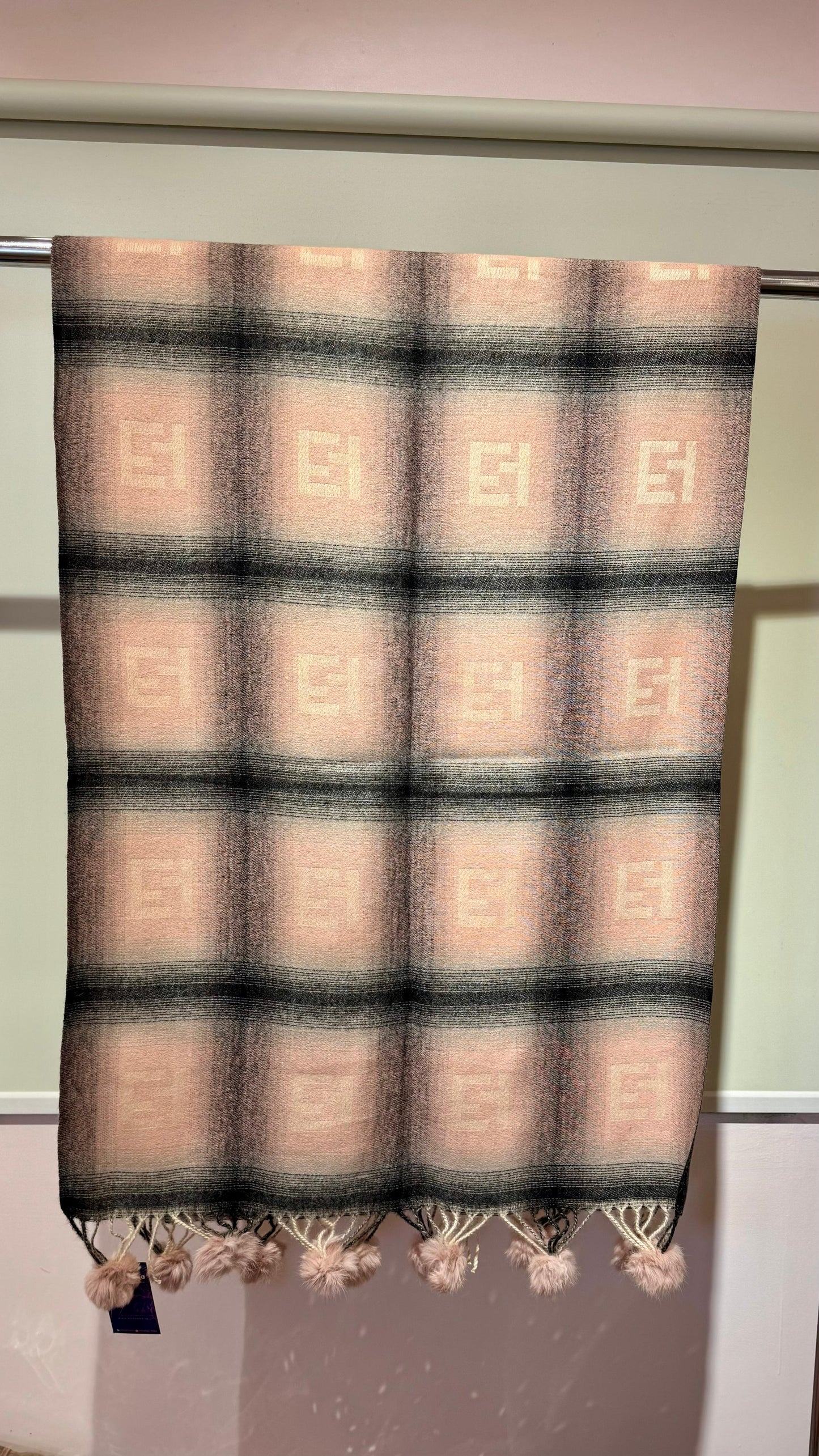 Women Soft Gradient Plaid Pattern Stole