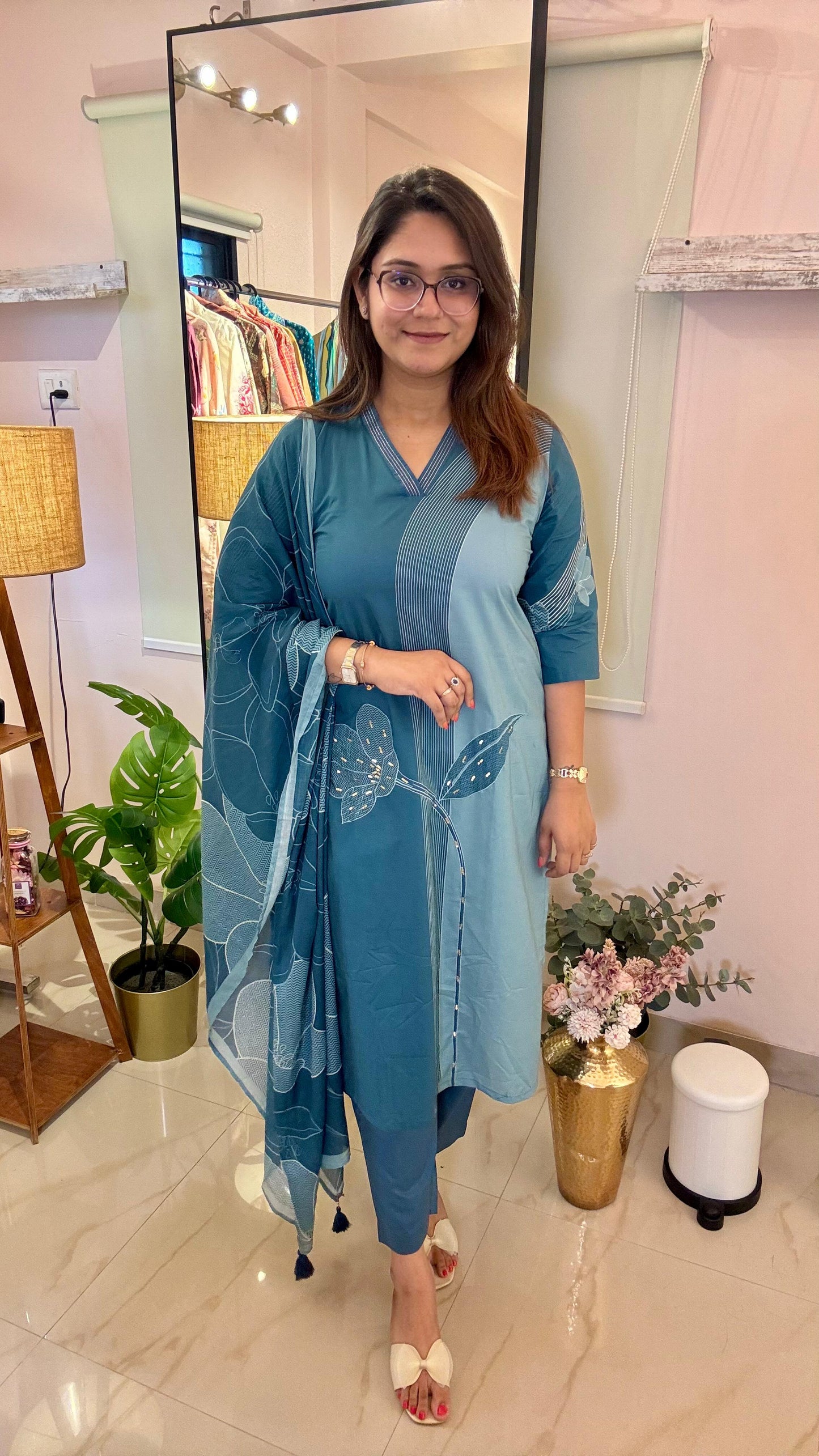Women Muslin With Digital Print & French Knots Embroidery Readymade Suit Set
