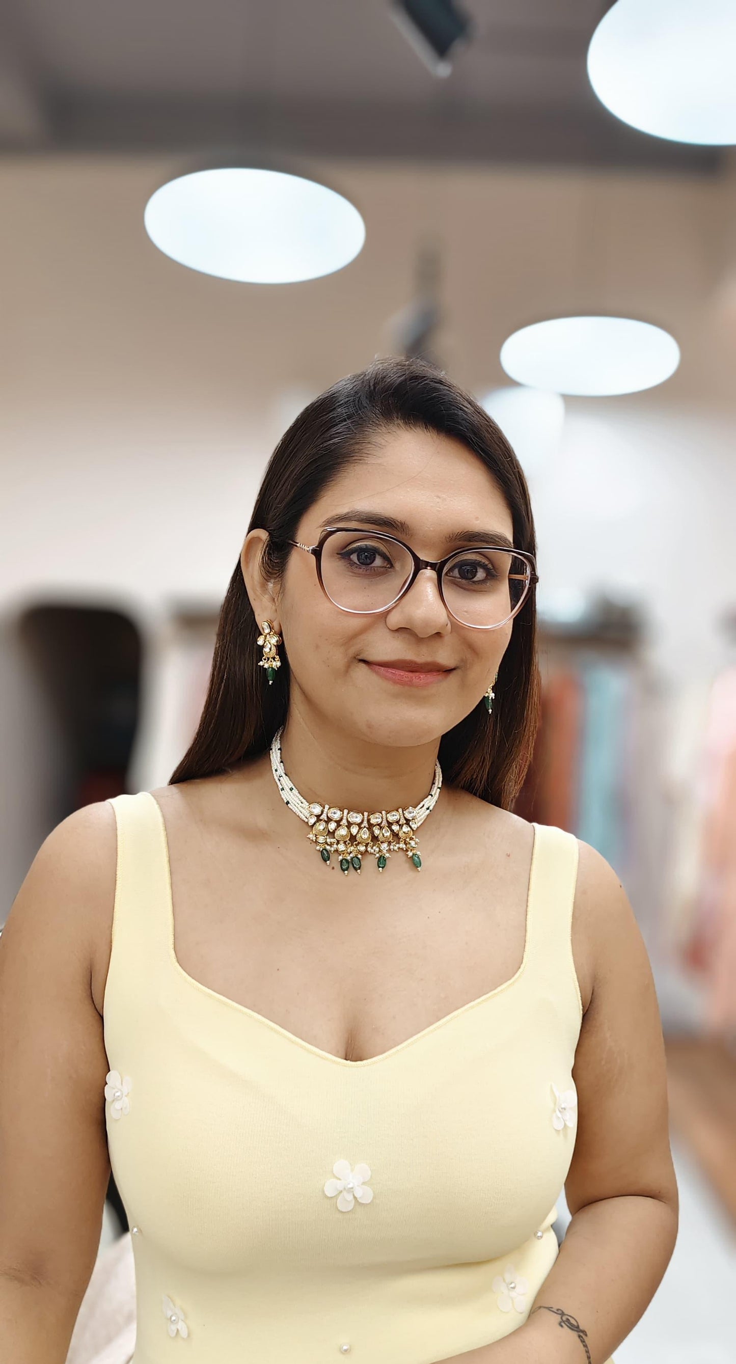 Kundan Rajwada Set With Pearl And Emerald Stone and Drop Earrings