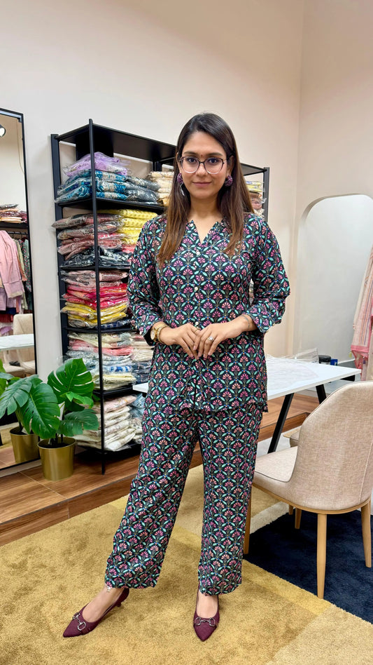 Italian Crape Digital Printed Co-Ord Set – Elegant & Stylish Ensemble Reyshaa