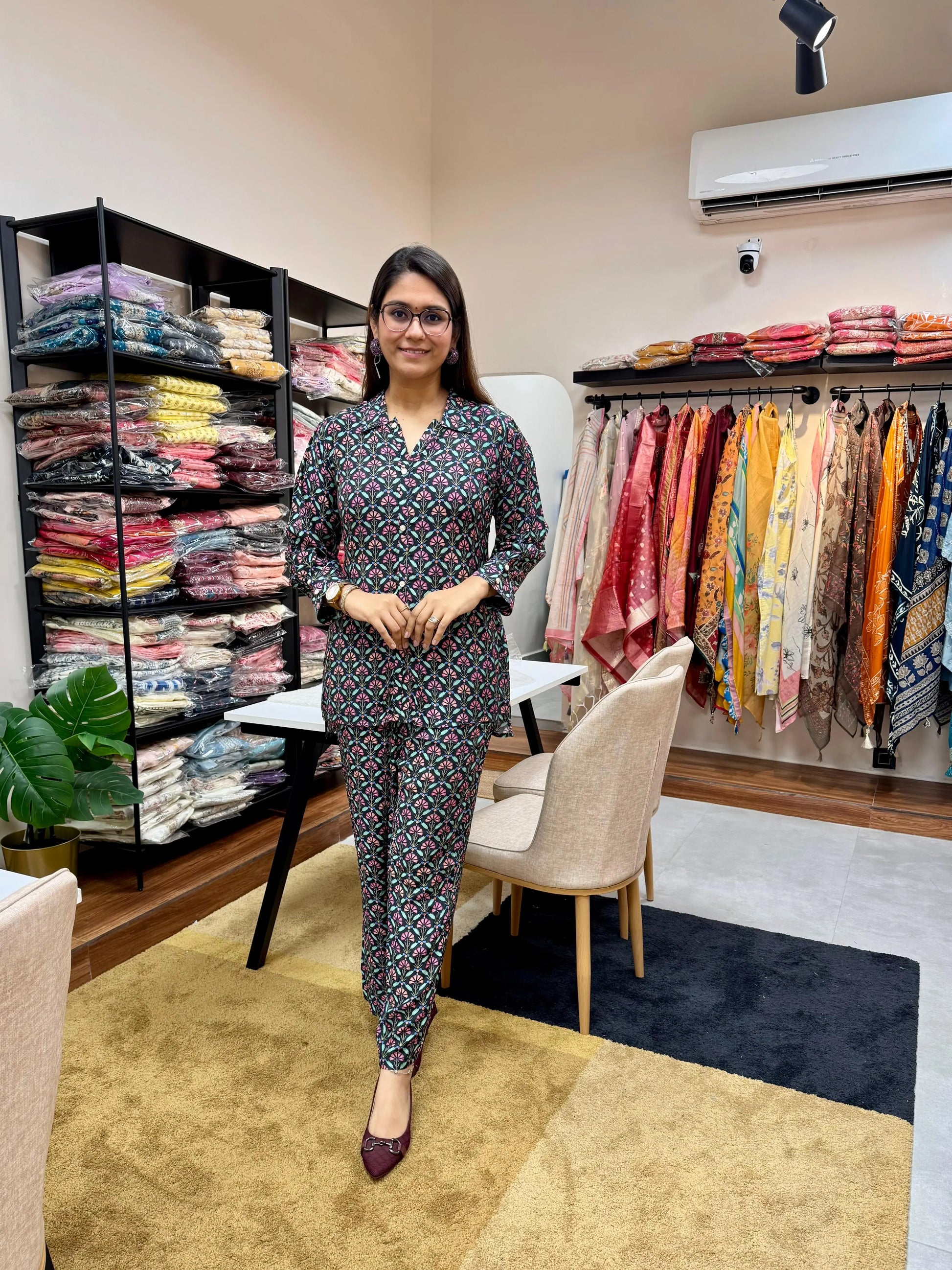 Italian Crape Digital Printed Co-Ord Set – Elegant & Stylish Ensemble Reyshaa