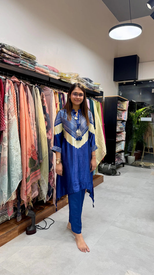 Gajji Silk Contemporary A-Line Co-ord Set in Blue & Magenta with Oxidised Necklace Reyshaa