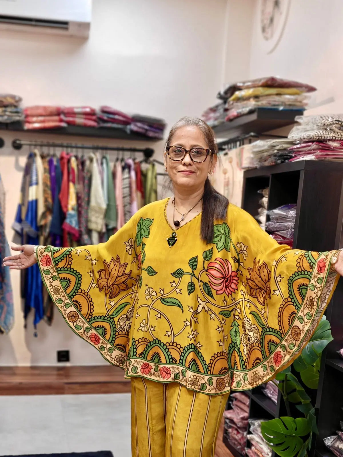 Digital Print Natural Crepe Kaftan Set Reyshaa