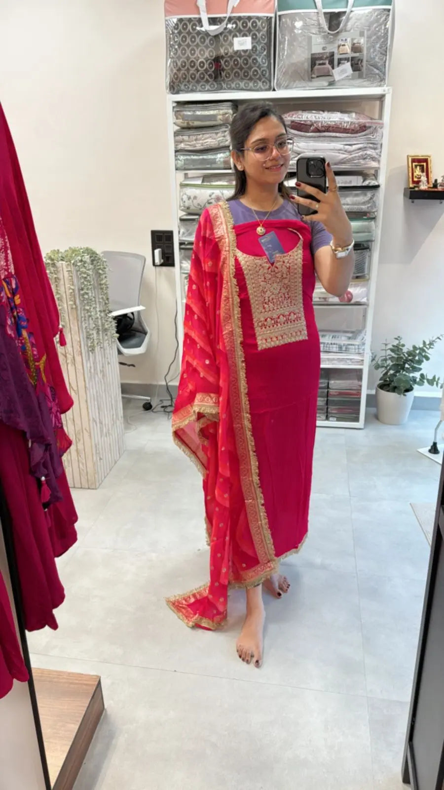 Elegant Chinon Suit Set with Jhallar Lace Dupatta Reyshaa