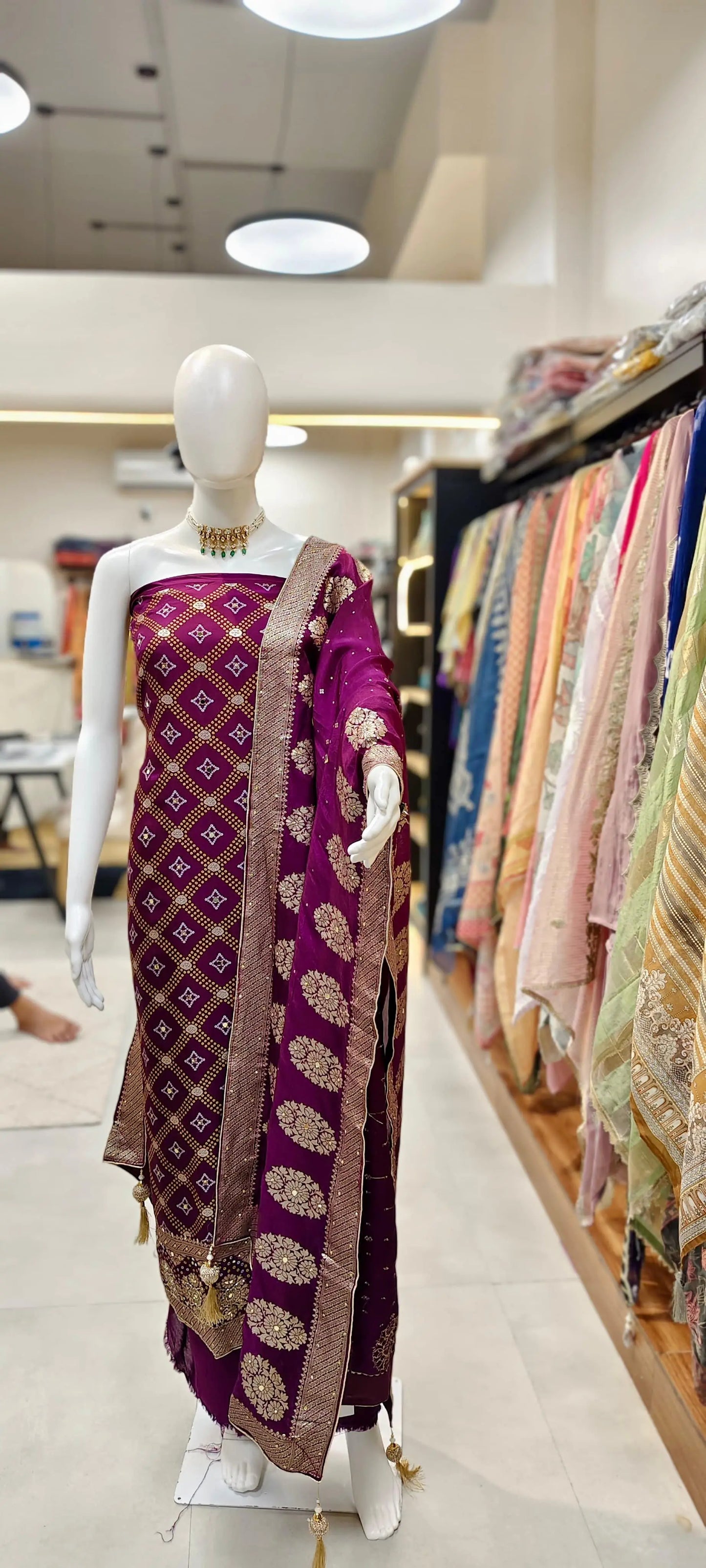 Banarasi Bandhej Garchola Dress Material – Traditional Weave with Rich Detailing Reyshaa