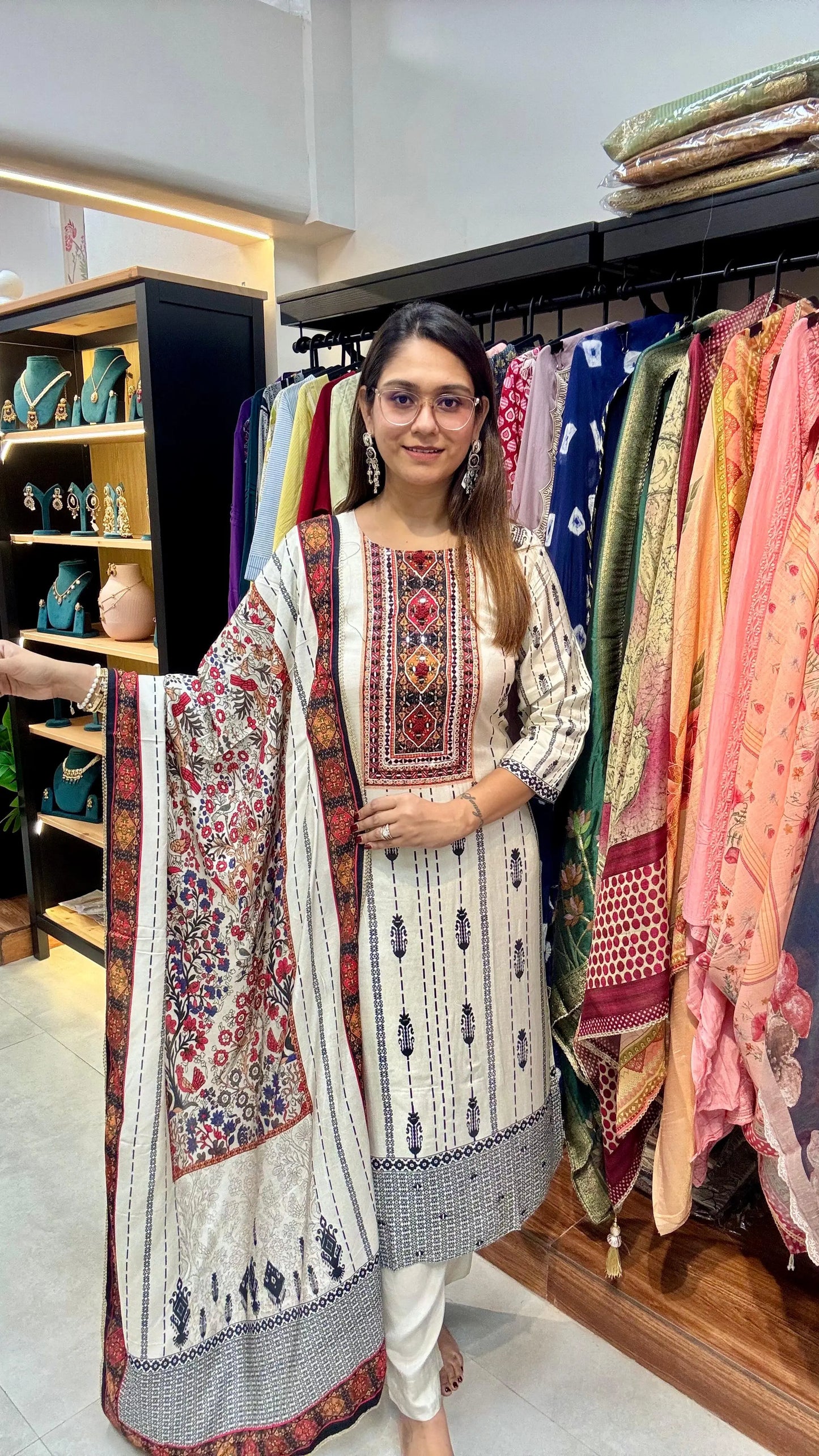 Mal Cotton Ethnic Print Readymade Set Reyshaa