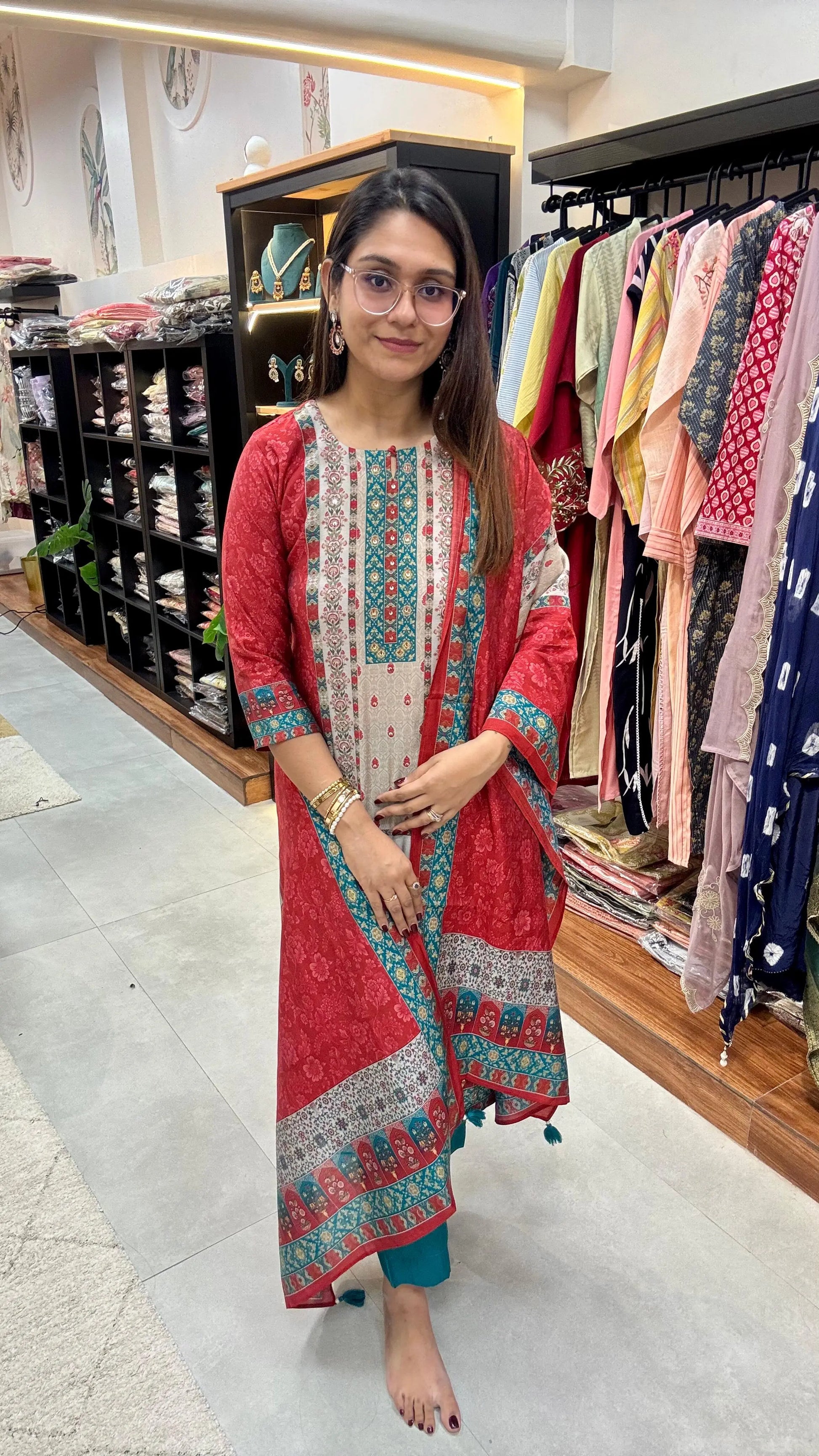Butter Muslin Placement Print Readymade Set Reyshaa