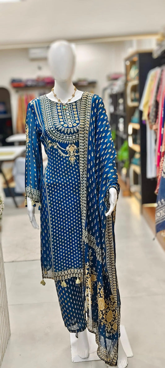 Pure Chinon Booti Print Suit with Cut Dana Embroidery – Readymade Set Reyshaa