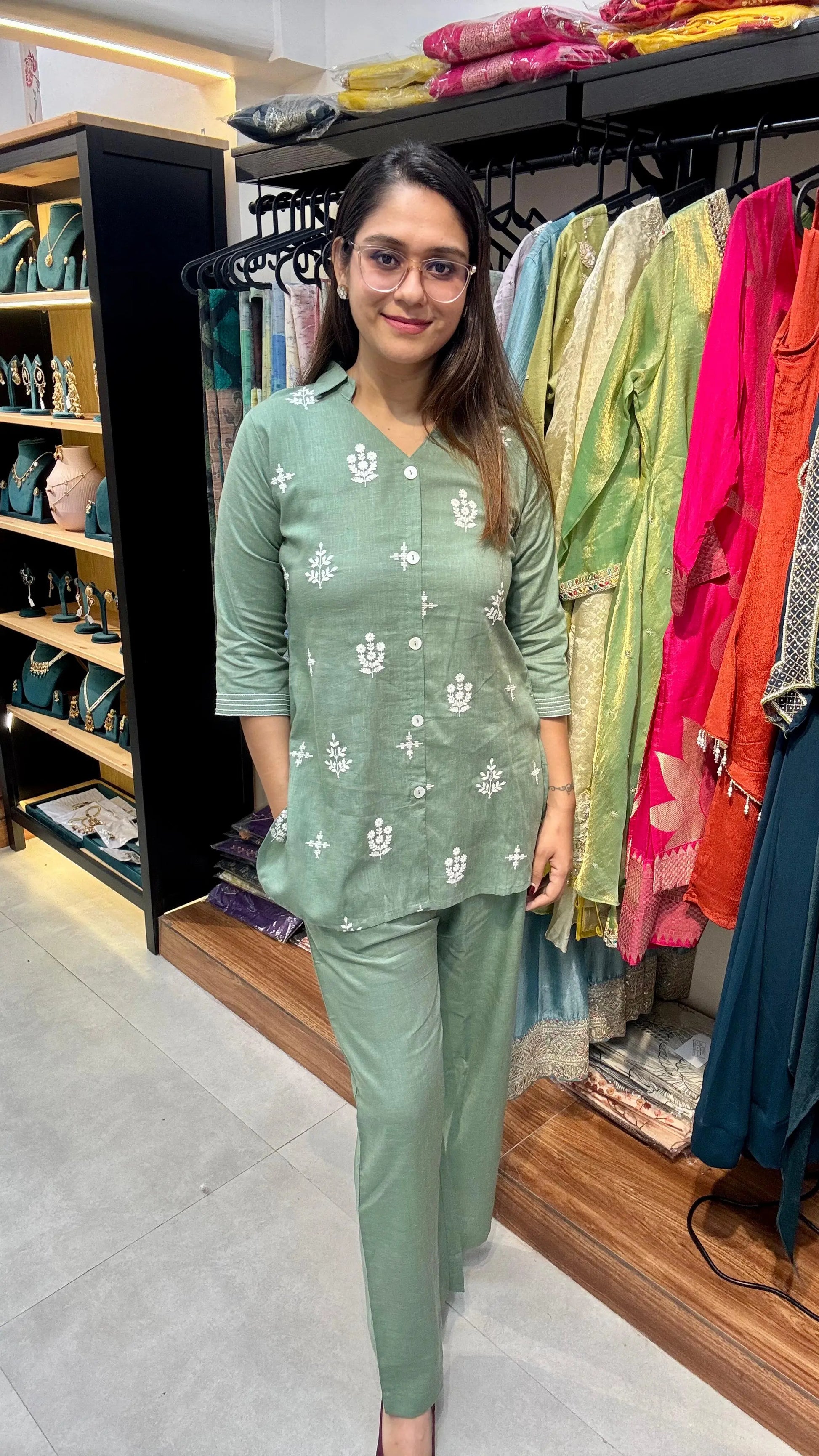 Linen Embroidered Co-ord Set Reyshaa