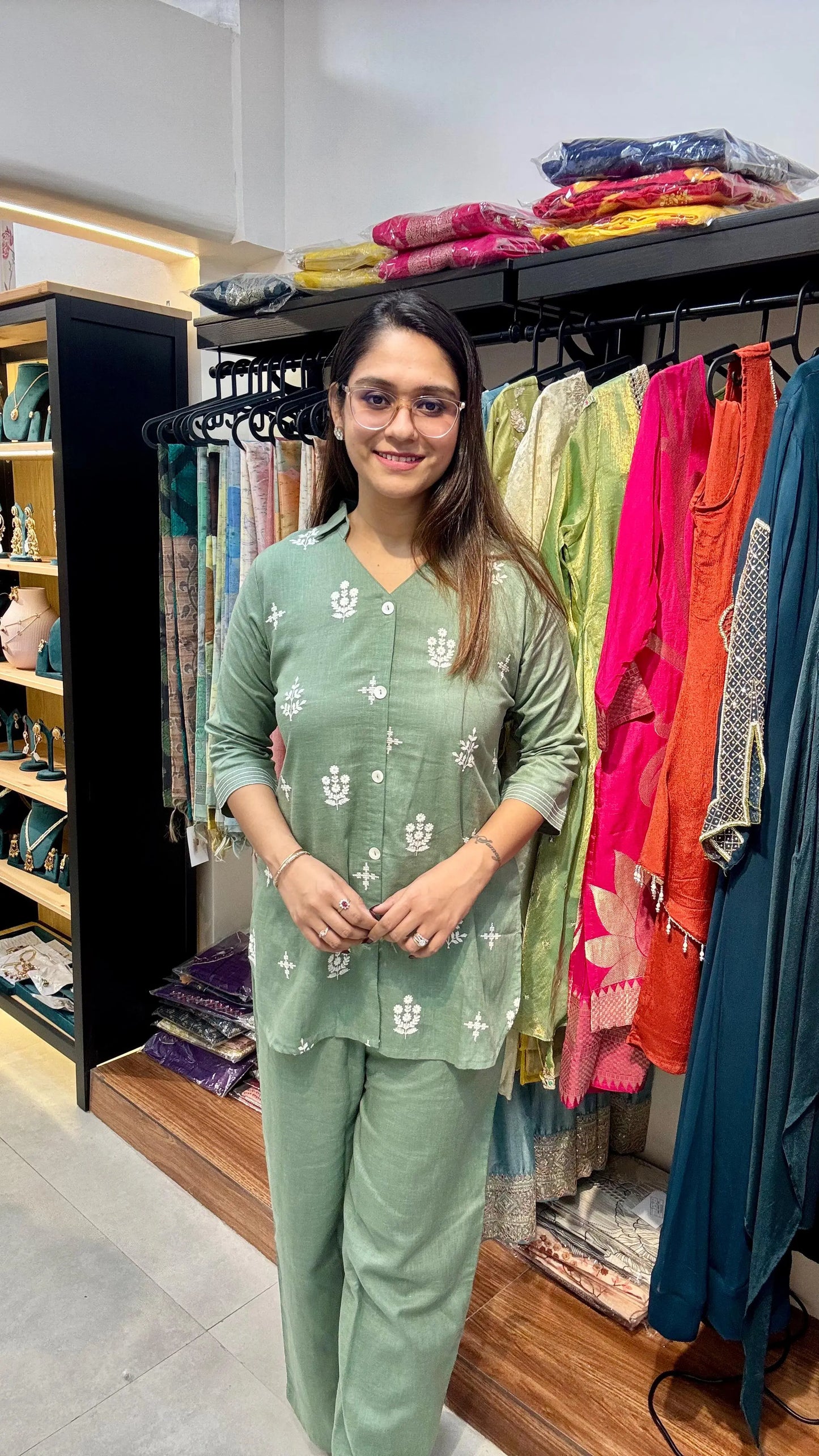 Linen Embroidered Co-ord Set Reyshaa