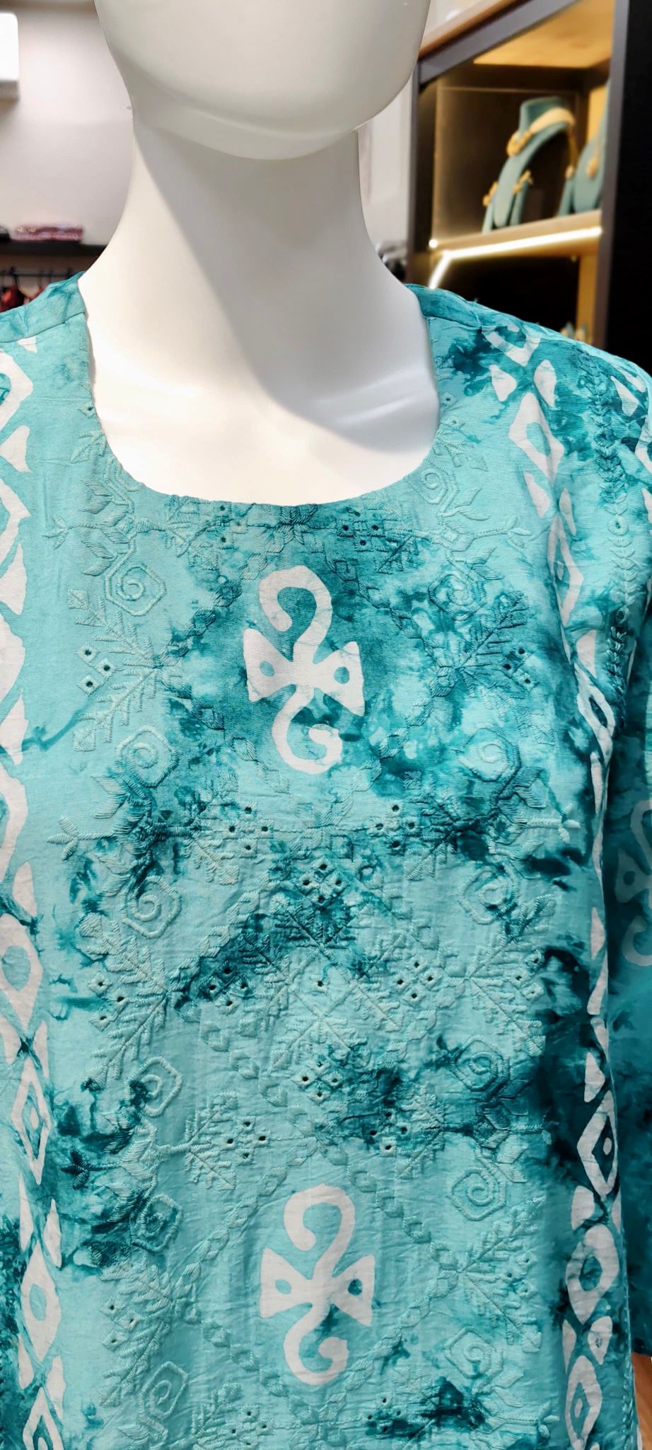 Schiffli Cotton Shibori Batik Kurti Reyshaa