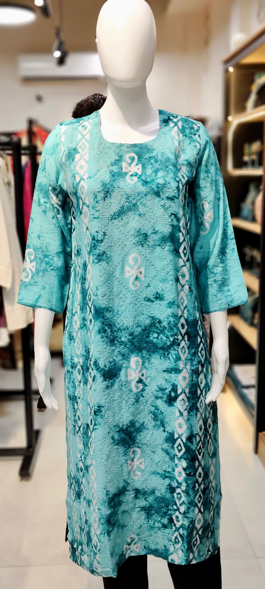 Schiffli Cotton Shibori Batik Kurti Reyshaa