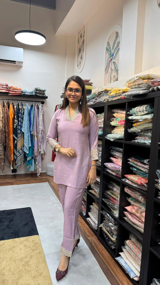 Muslin Lavender Embroidered Co-Ord Set Reyshaa