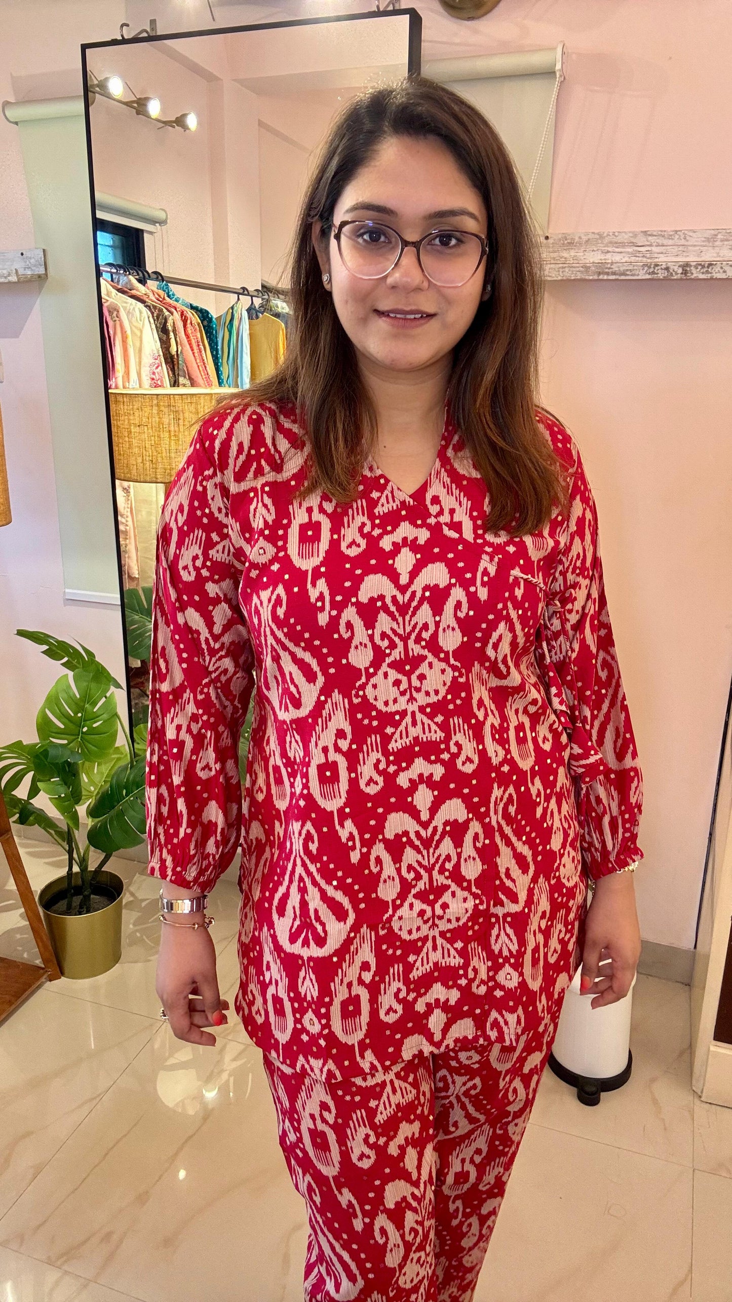 Women Patolla Print Muslin Coord Readymade Suit Set