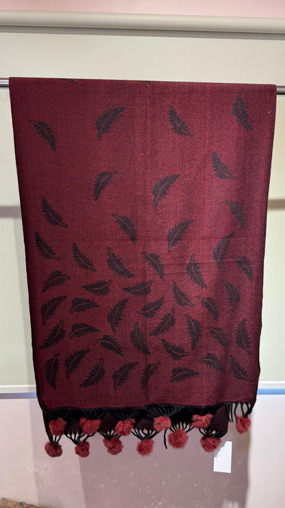Women Scattered Black Leaf Pattern Stole