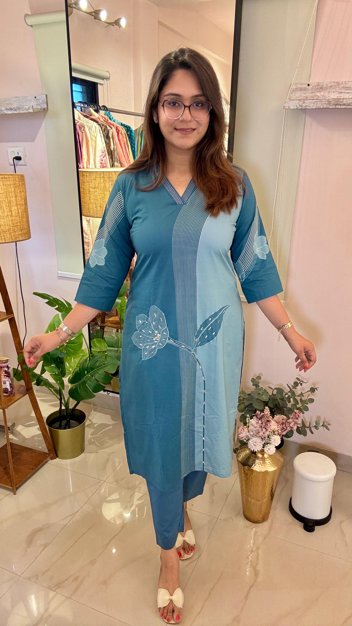 Women Muslin With Digital Print & French Knots Embroidery Readymade Suit Set