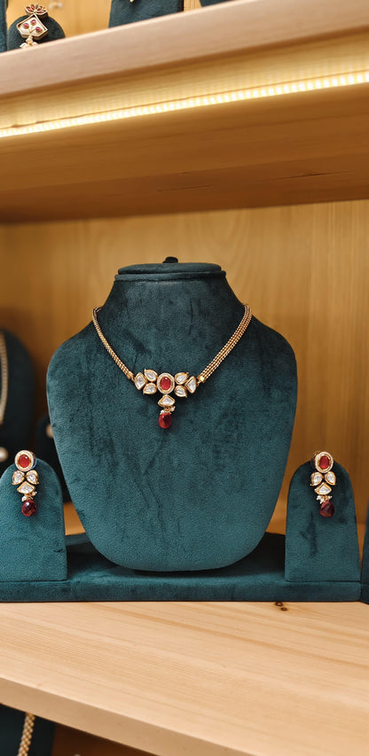 Polki Choker Set in Two Colors With Drop Earrings
