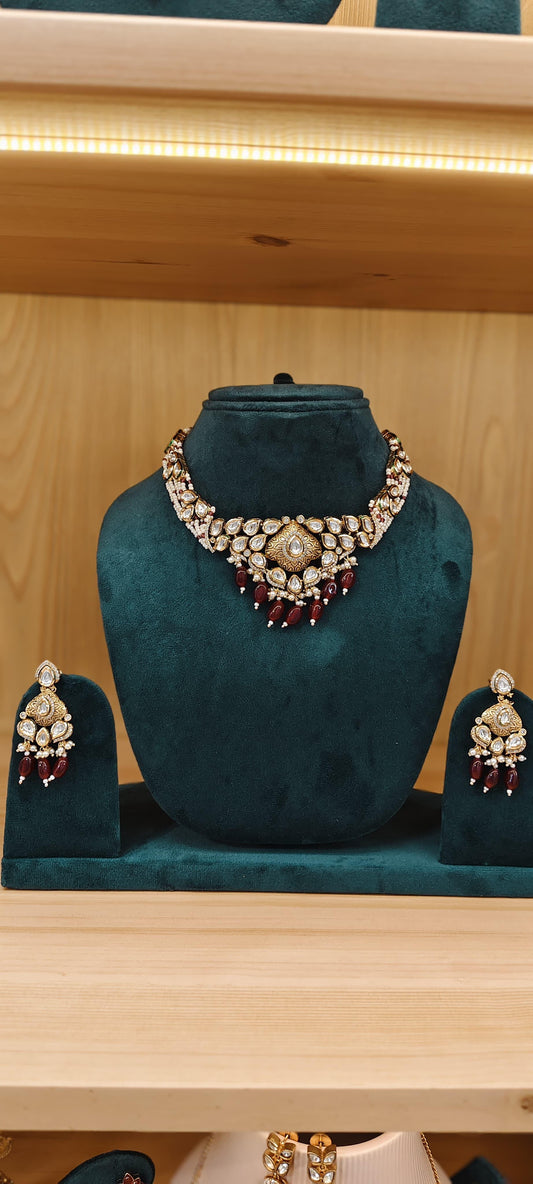 Rajwada Set With Polki and Ruby Stones.
