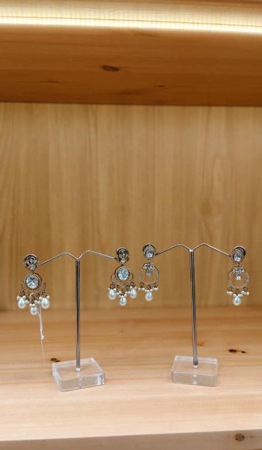 Kundan AD stones small chandbaali earrings with pearl detailing