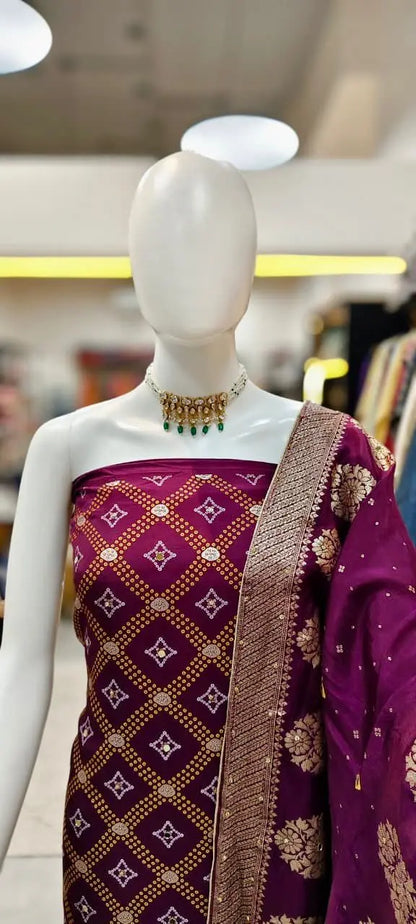 Banarasi Bandhej Garchola Dress Material – Traditional Weave with Rich Detailing Reyshaa