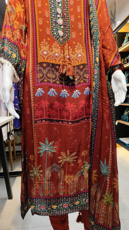 Pure Crepe Ethnic Print Suit Set with All-Over Cut-Dana Embroidery & Tassel Sleeves Reyshaa