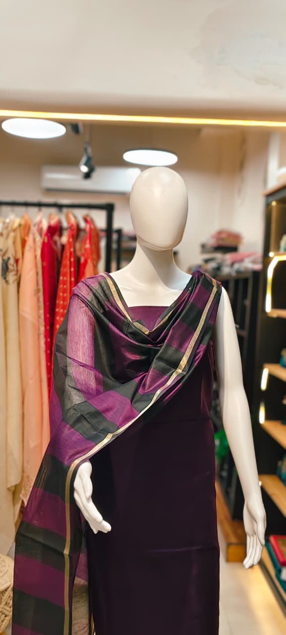 Handwoven Maheshwari Silk Dress Material with Zari Border & Checked Dupatta Reyshaa
