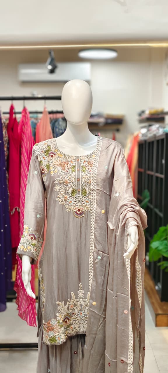 Lavender Embroidered Pakistani sharara set Reyshaa