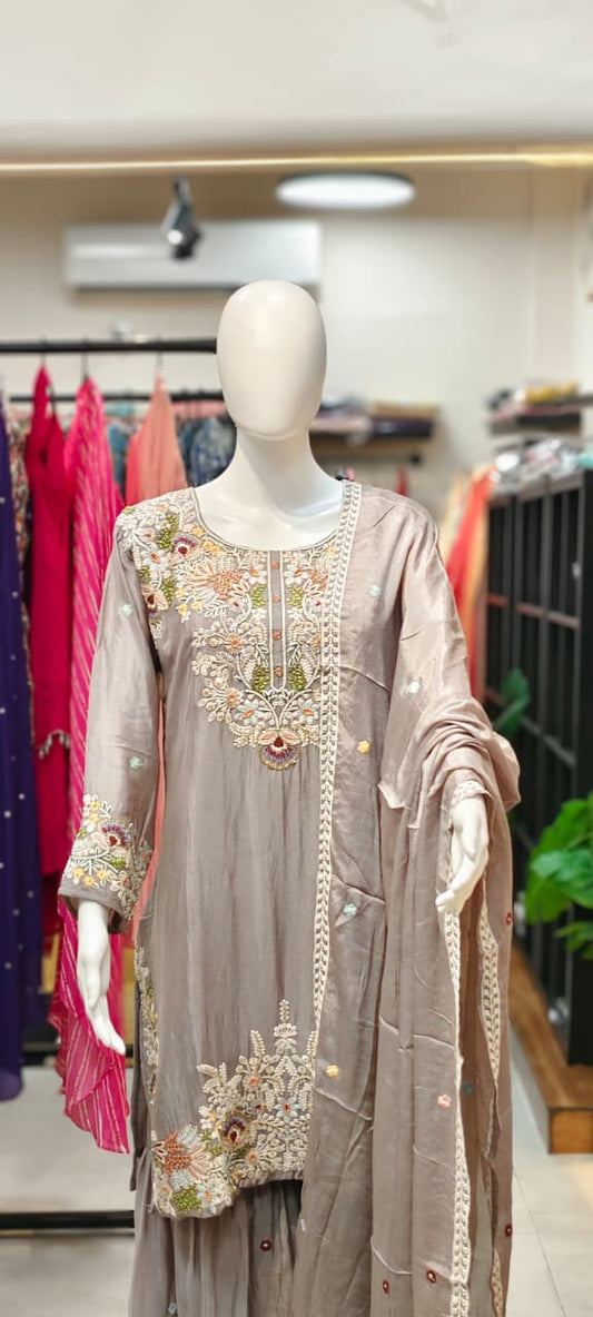 Lavender Embroidered Pakistani sharara set Reyshaa