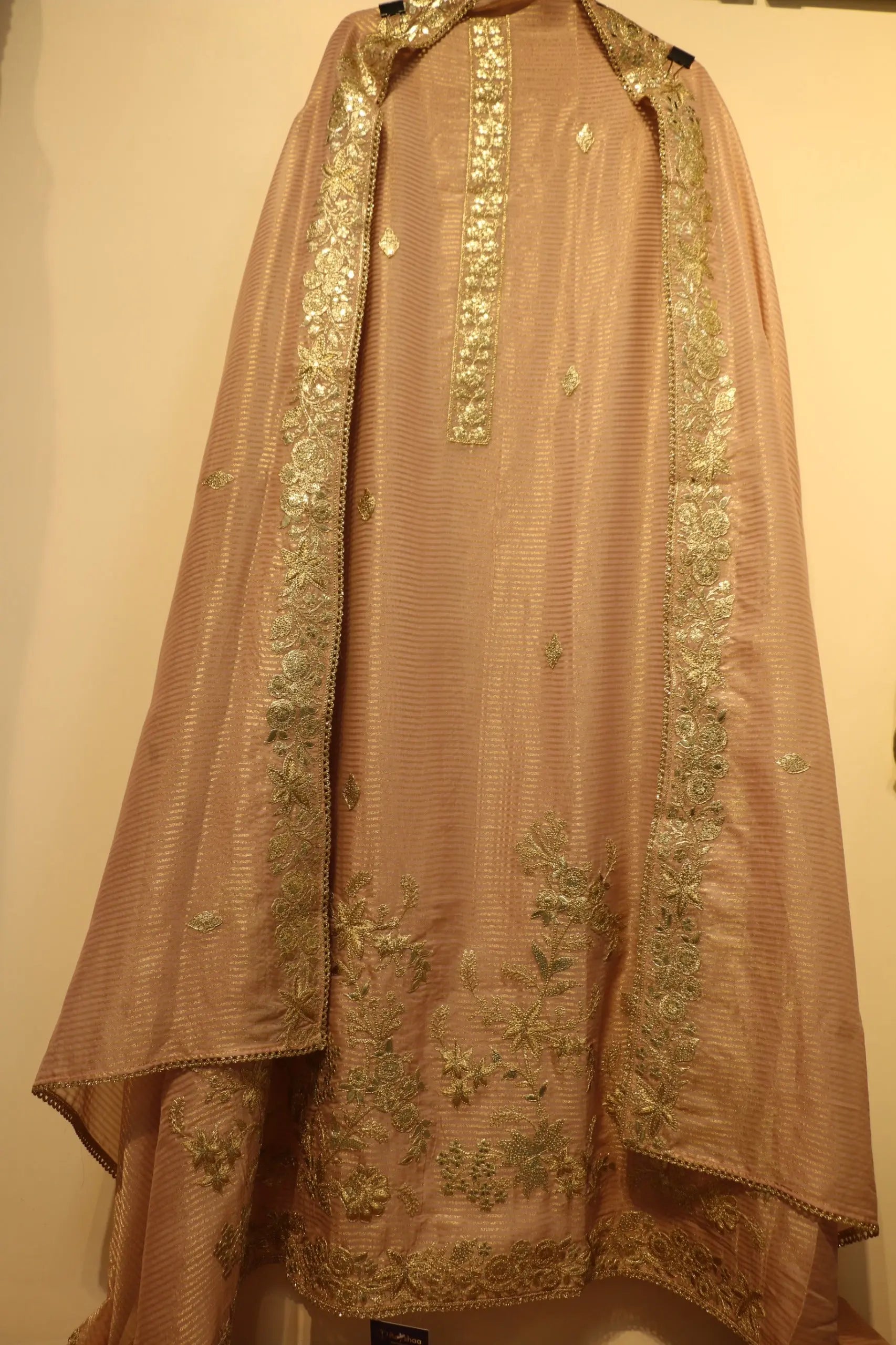 Title: Organza Fabric with Intricate Embroidery Reyshaa