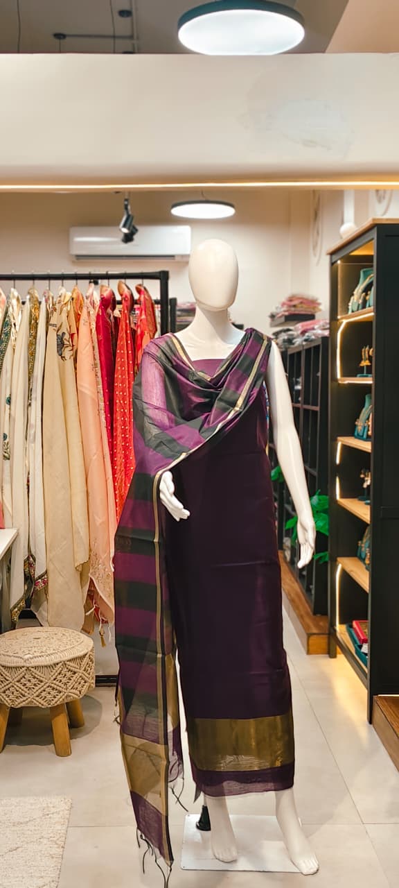 Handwoven Maheshwari Silk Dress Material with Zari Border & Checked Dupatta Reyshaa