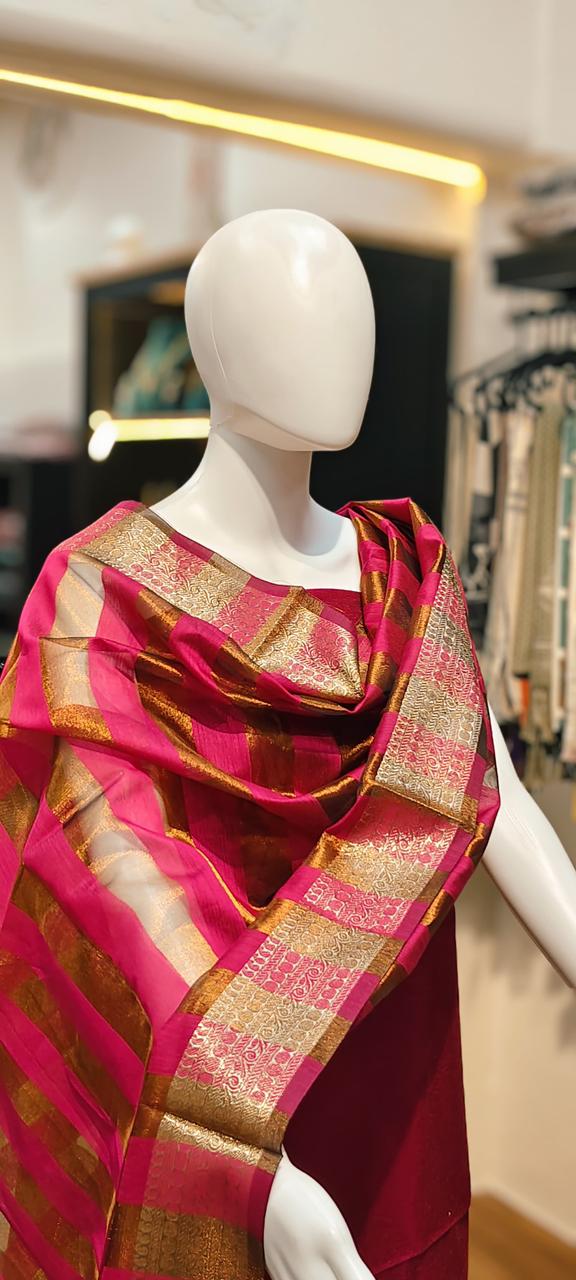 Handwoven Maheshwari Silk Dress Material with Zari Border & Checked Dupatta Reyshaa