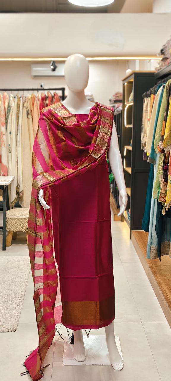 Handwoven Maheshwari Silk Dress Material with Zari Border & Checked Dupatta Reyshaa