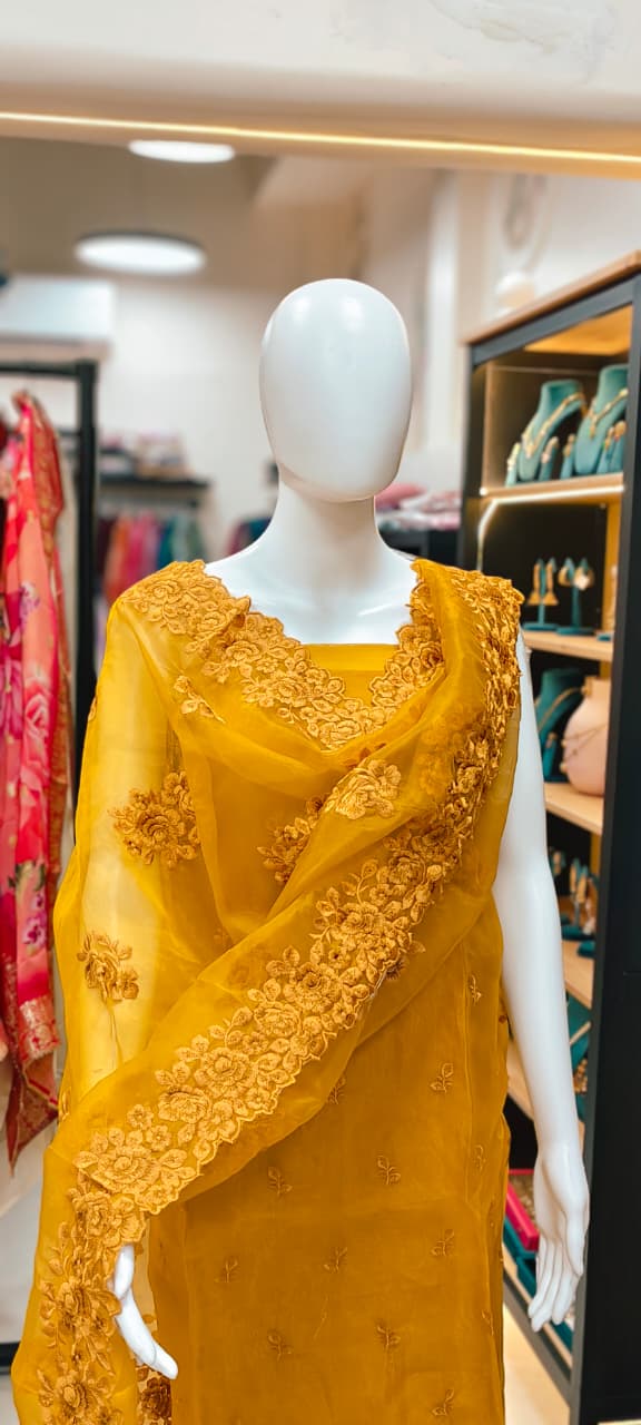 Premium Organza Silk Resham threads Embroidered Suit for Wedding  & Festive Occasions Reyshaa