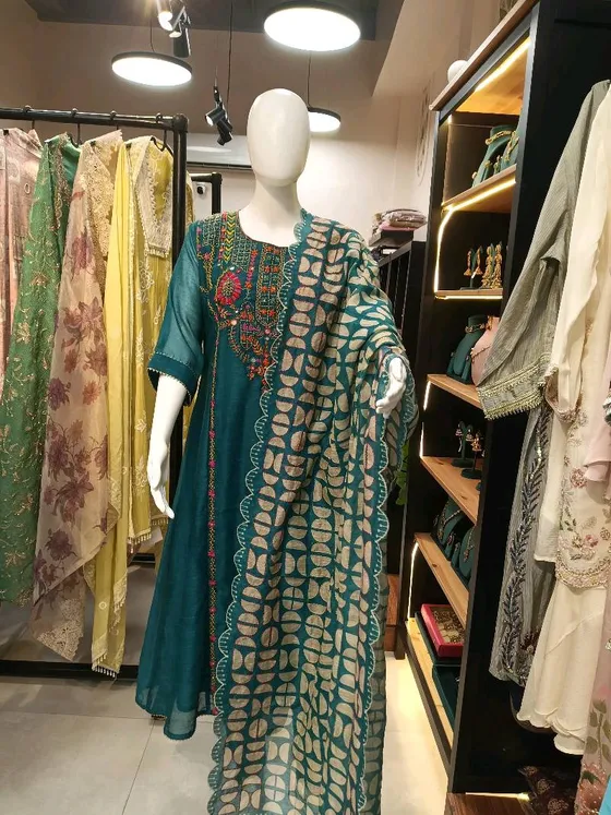 Teal Green Organza Embroidered Kurta Set (R254)