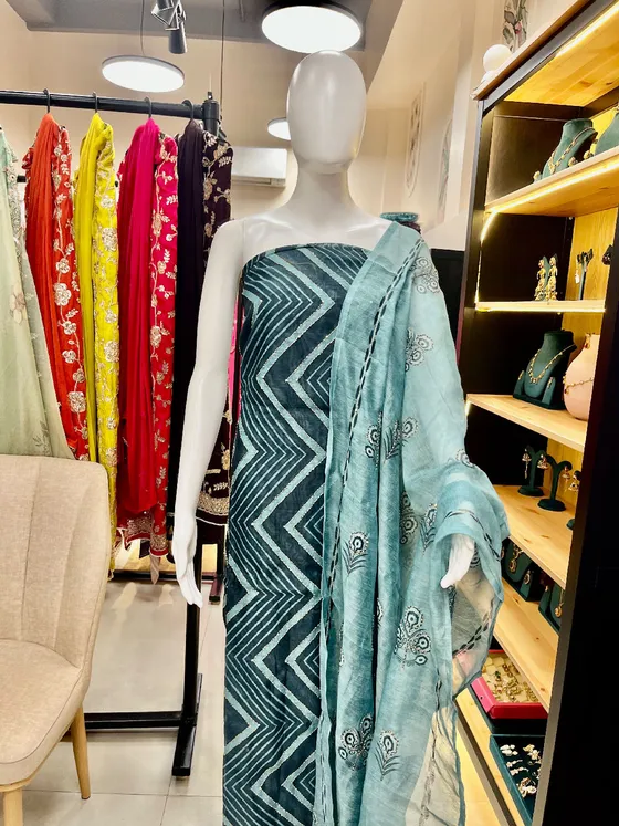 Teal Printed Unstitched Dress Material (D453)