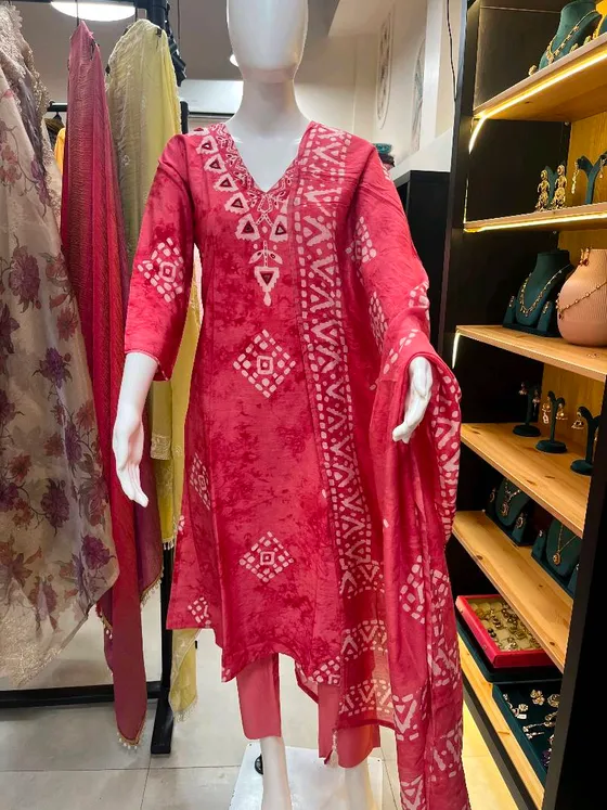 Pink Printed Straight Suit (R0181)